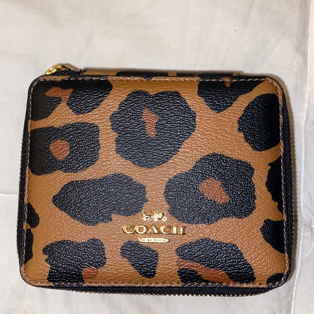 Coach lunar new year jewelry Box 🐯 NEW never been Used